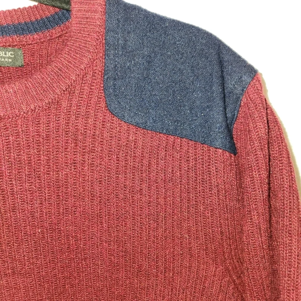Banana Republic Burgundy Crew Neck Sweater Size M Wool Italian Yarn Elbow Patch